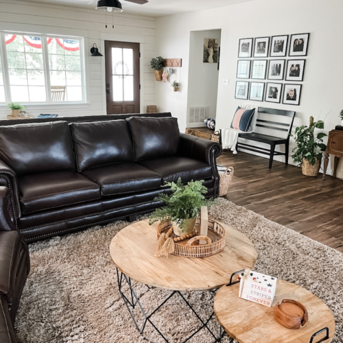 Farmhouse Family Room Ideas to Consider